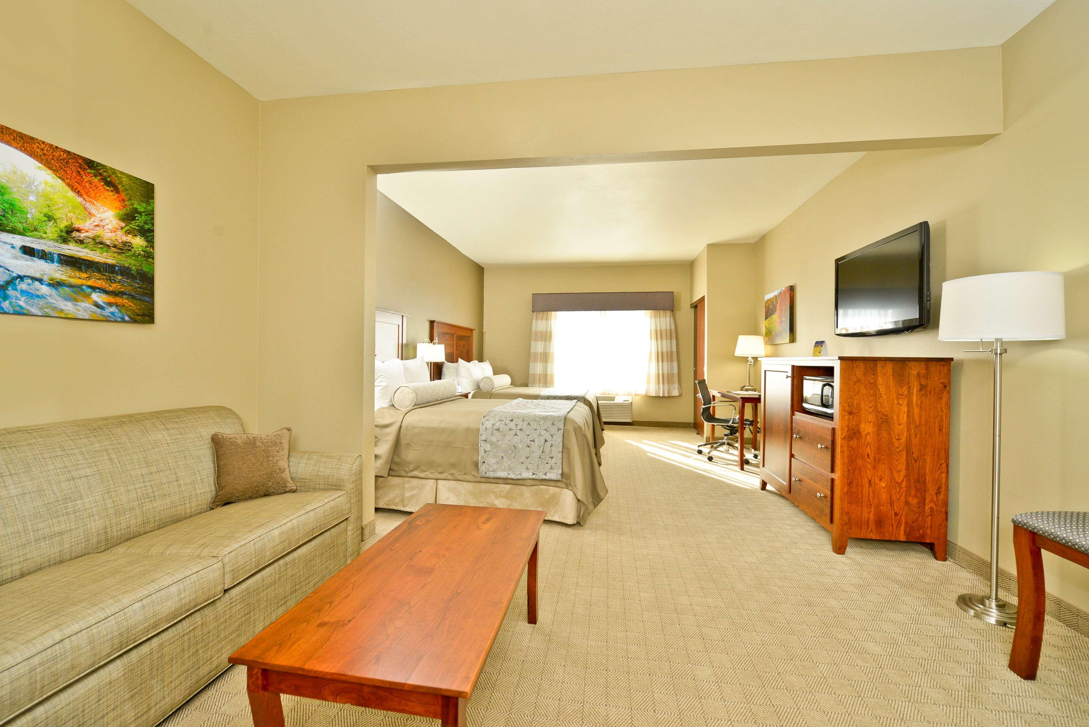 เบสต์ เวสเทิร์น พลัส กรีน มิลล์ วิลเลจ โฮเต็ล แอนด์ สวีท Hotel Arcola ภายนอก รูปภาพ